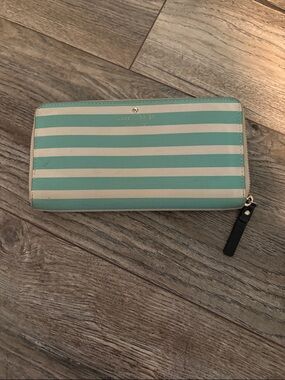 kate spade Striped Zip-Around Wallet in Aqua and White